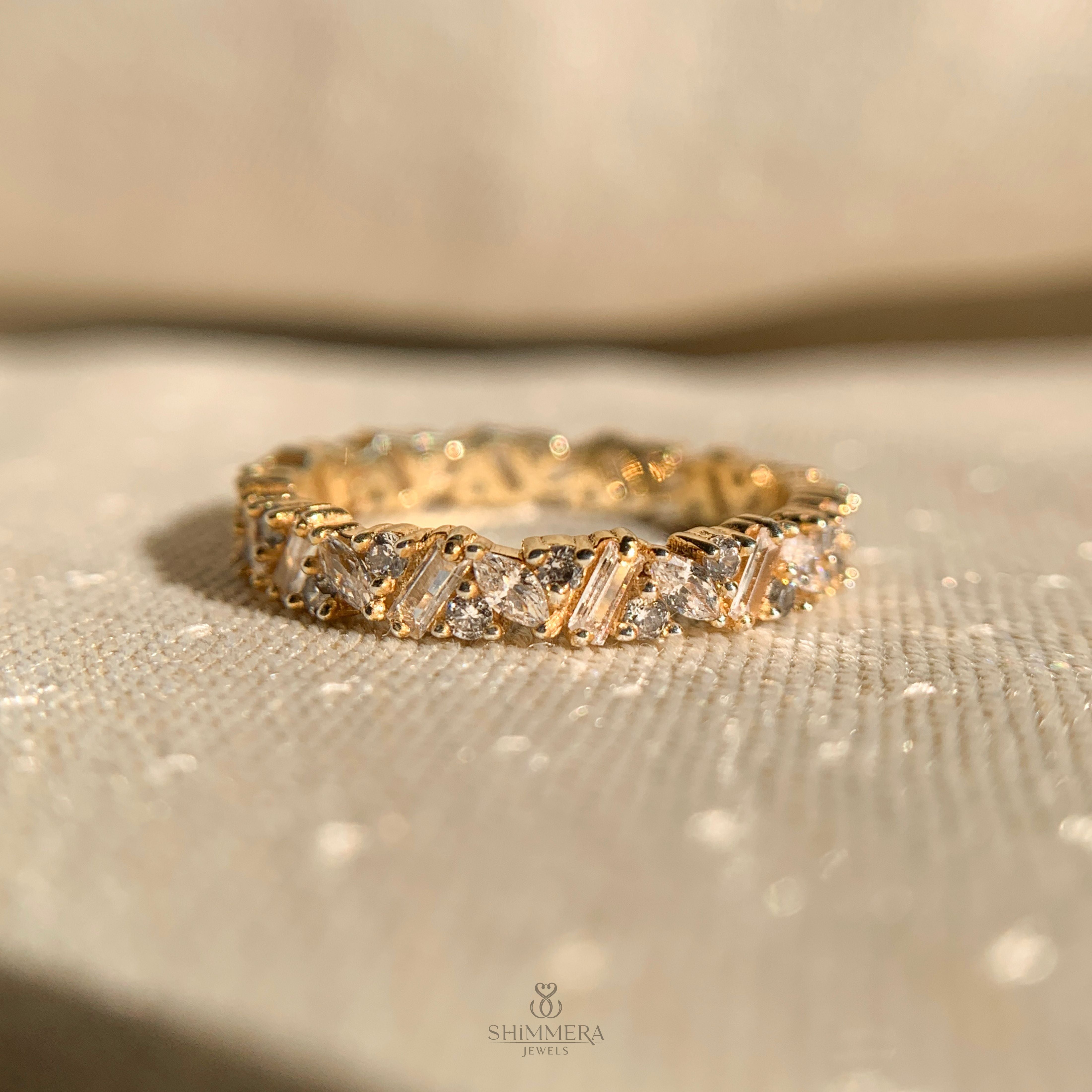 10k Gold Baguette and Round Diamond Band